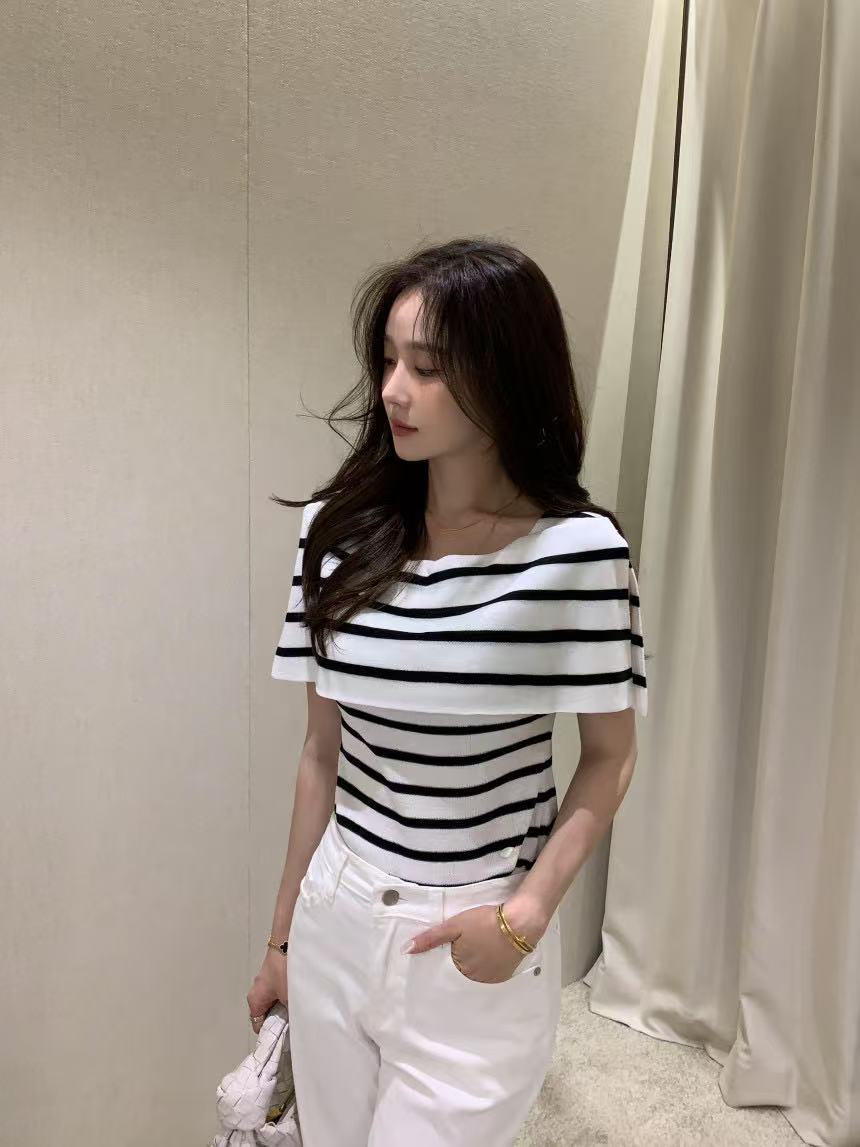Elegant All Matching Short Sleeved Knitted Cardigan For Women