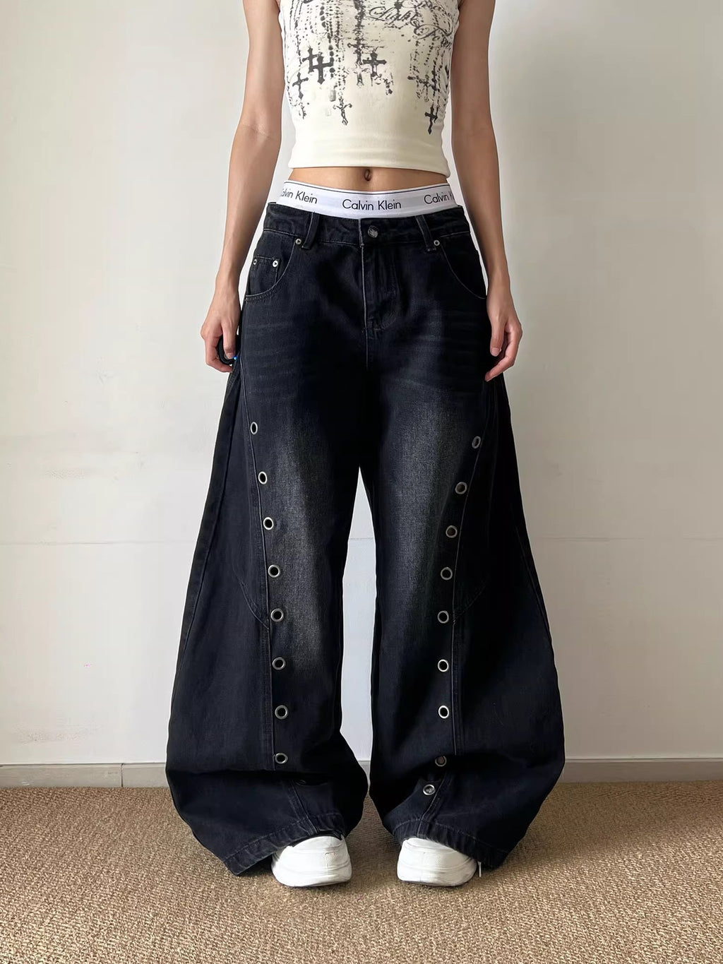 Eyelet Washed Scimitar Jeans