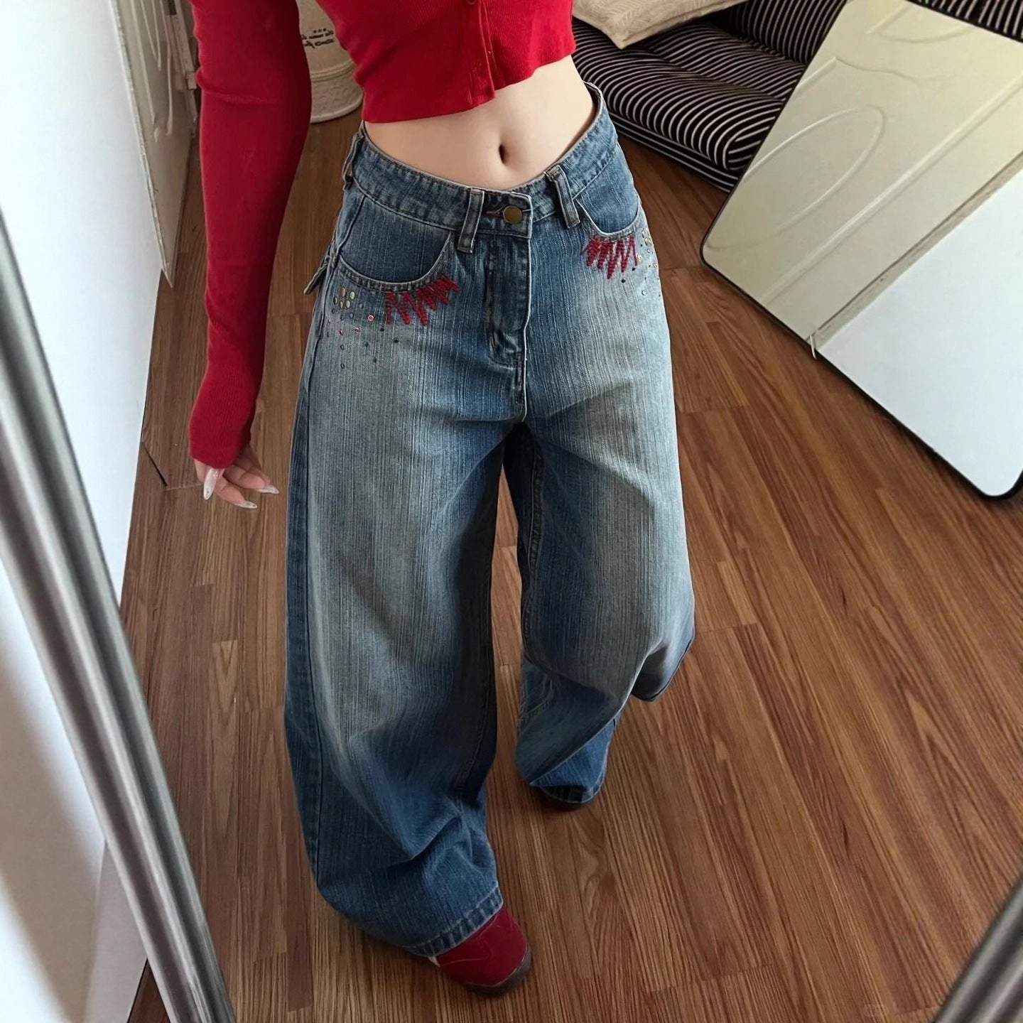 Retro Washed High-Waist Loose Fit Denim Jeans For Women