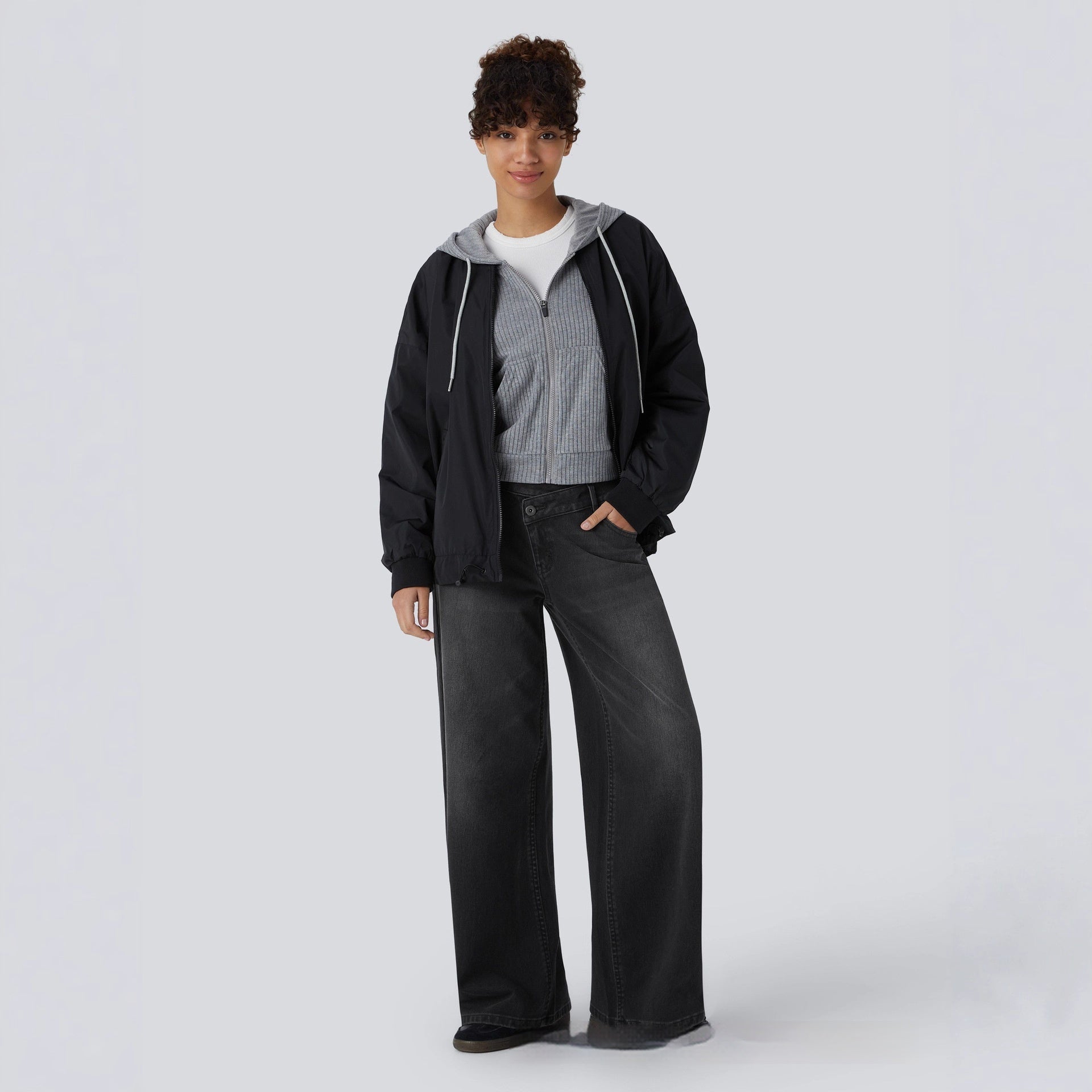 Women's Asymmetric Low-rise Loose-fit Denim Jeans