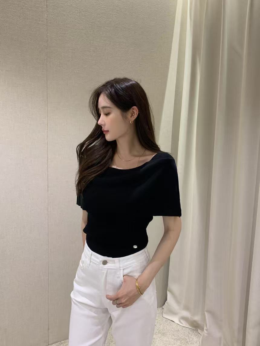 Elegant All Matching Short Sleeved Knitted Cardigan For Women